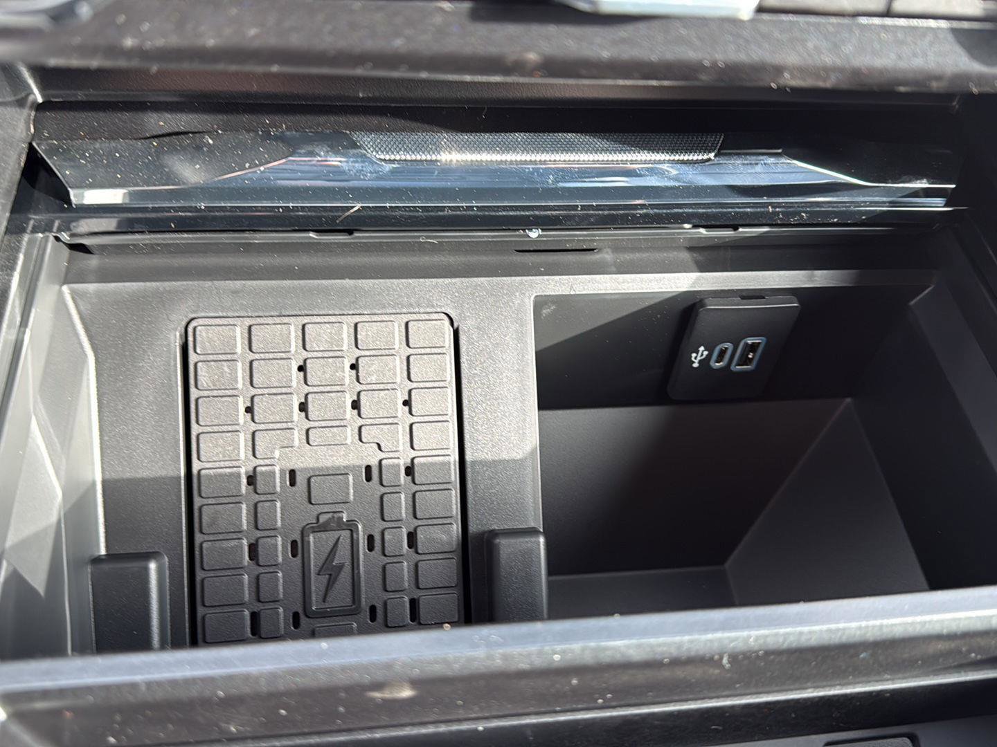 New 2026 Ford F250 Lariat w/ Chrome Package image 35