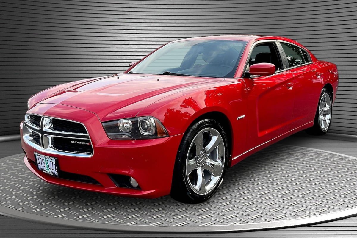 Used 2012 Dodge Charger R/T RWD image 3