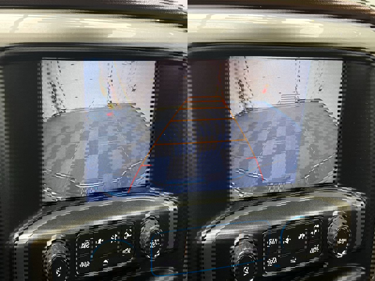 Used 2016 Chevrolet Silverado 2500 High Country w/ Duramax Plus Package image 6