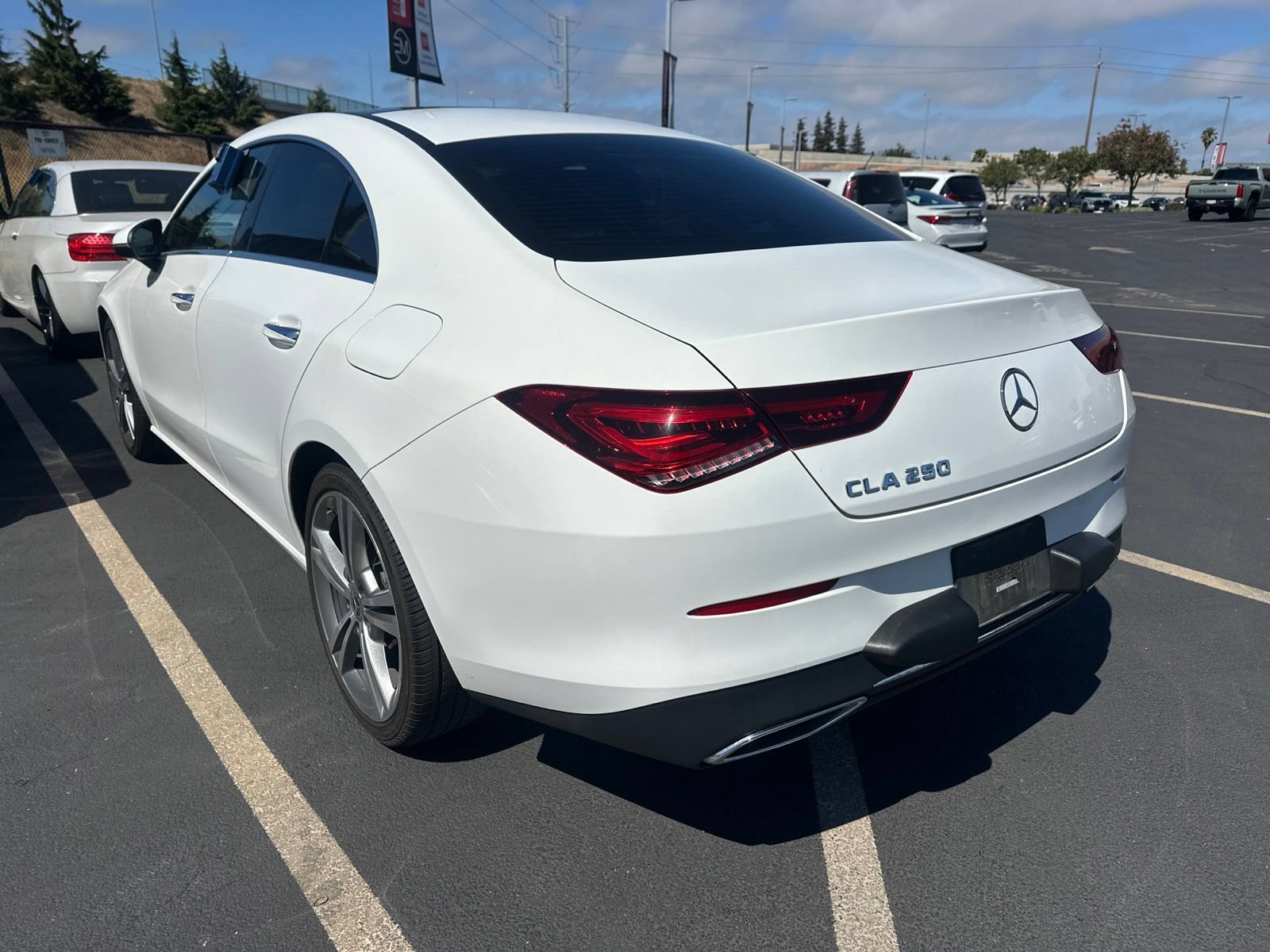 Used 2021 Mercedes-Benz CLA 250 image 3
