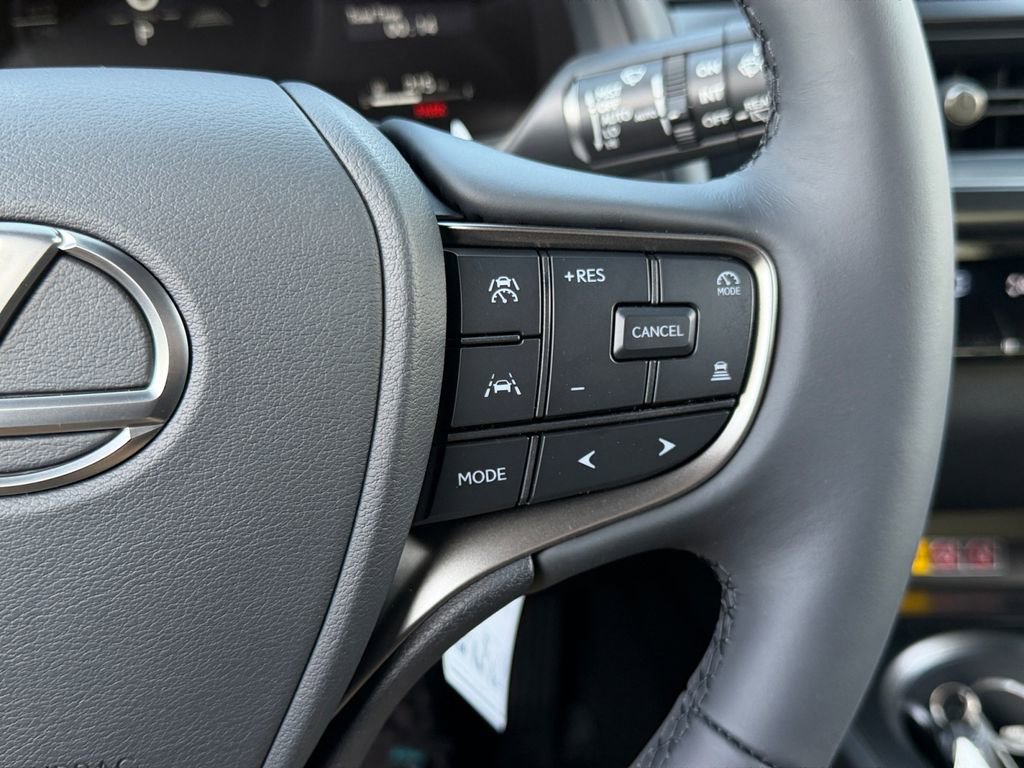 New 2026 Lexus UX 300h AWD image 15
