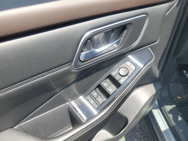 Used 2021 Nissan Rogue SV w/ Premium Package FWD image 12