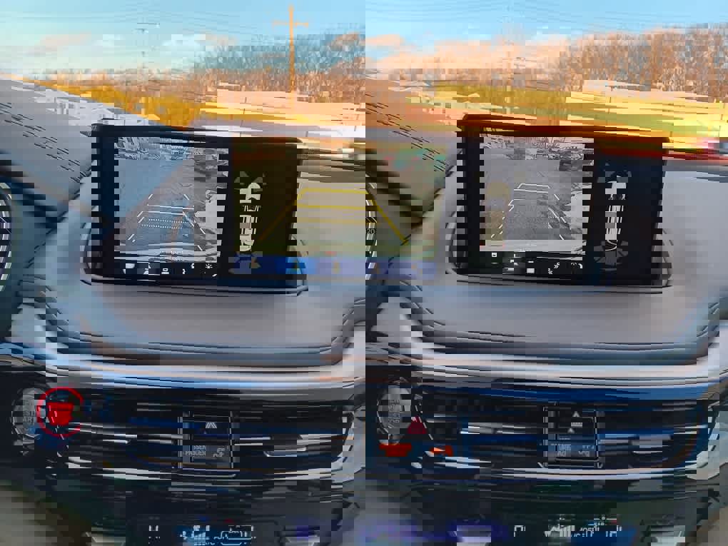 Used 2023 Acura MDX SH-AWD w/ Technology Package image 32