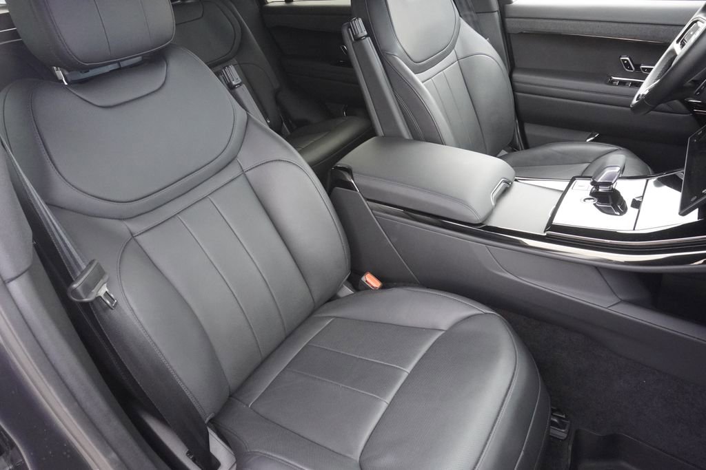 Used 2024 Land Rover Range Rover Sport Dynamic SE image 24