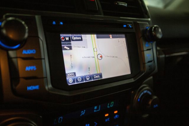 Used 2018 Toyota 4Runner Limited image 9