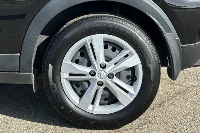 Certified 2024 Nissan Kicks S FWD image 31