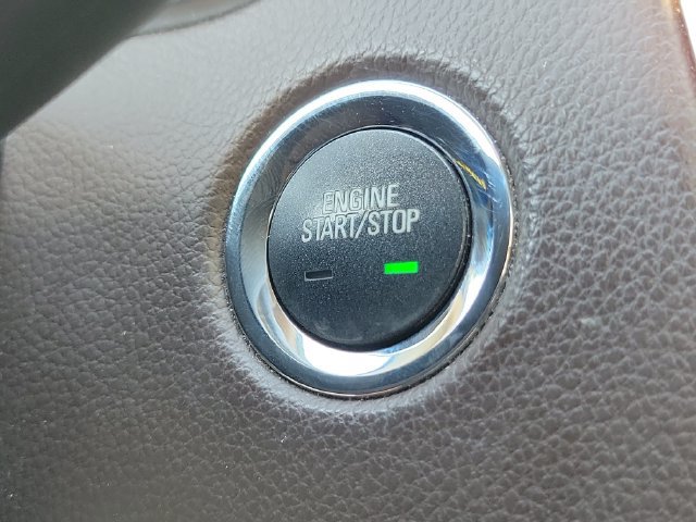 Used 2016 Cadillac SRX Luxury w/ Driver Awareness Package FWD image 20