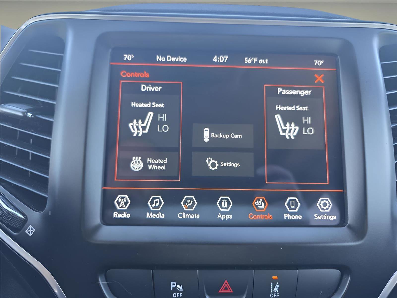 Used 2021 Jeep Cherokee Latitude Lux w/ Sun & Sound Group image 4