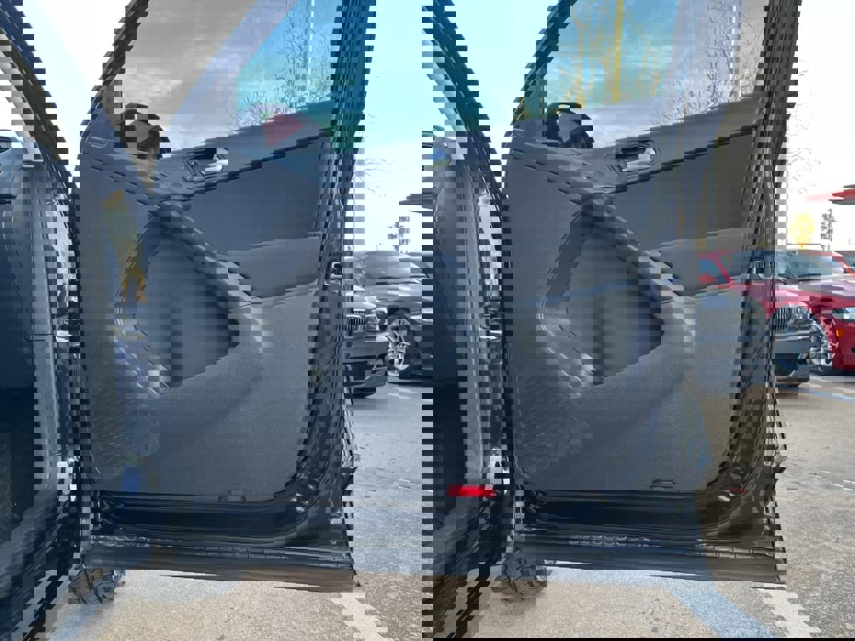 Used 2017 Volkswagen Tiguan Limited w/ Premium Package image 34