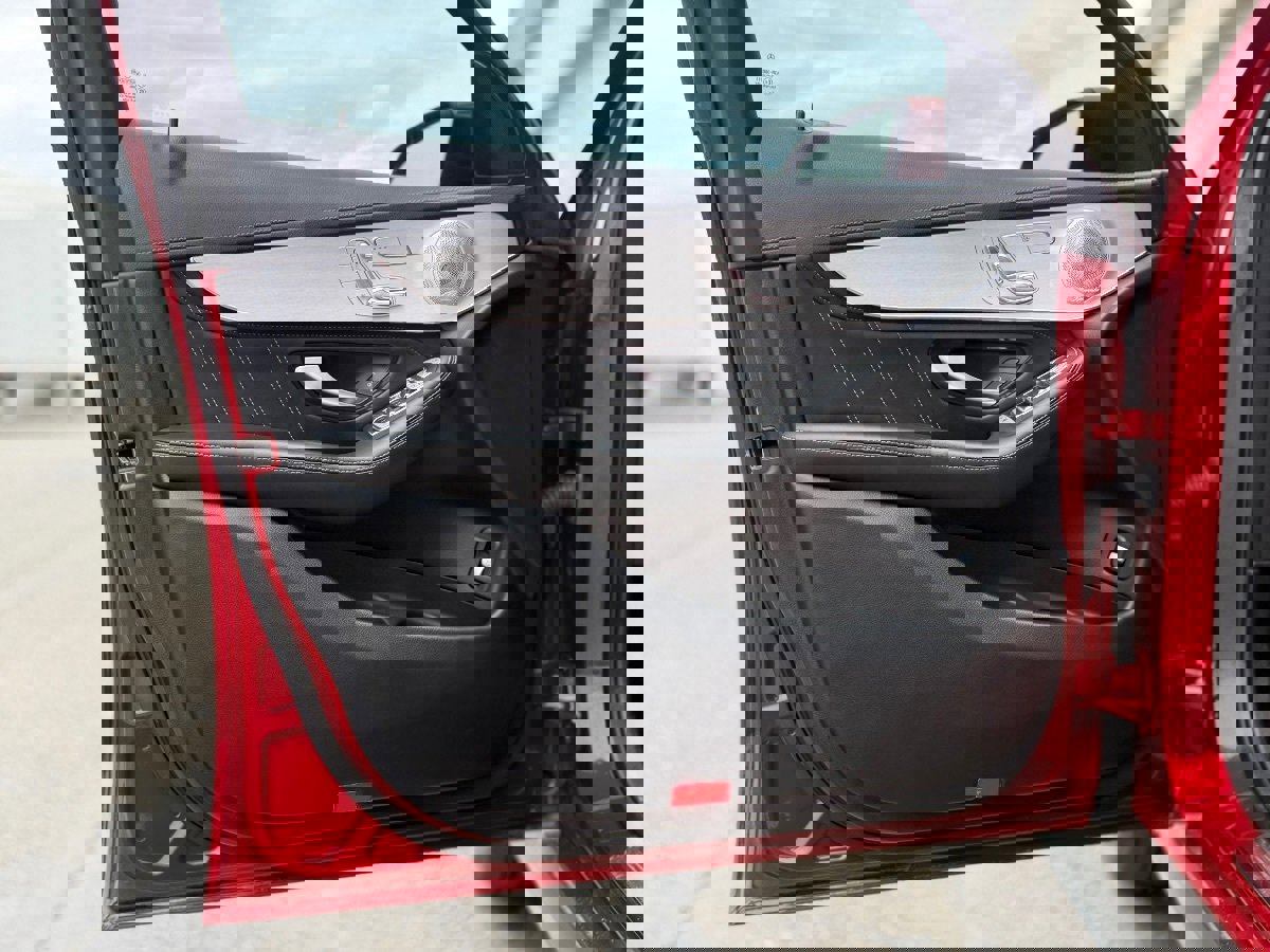 Used 2020 Mercedes-Benz GLC 63 AMG 4MATIC image 14