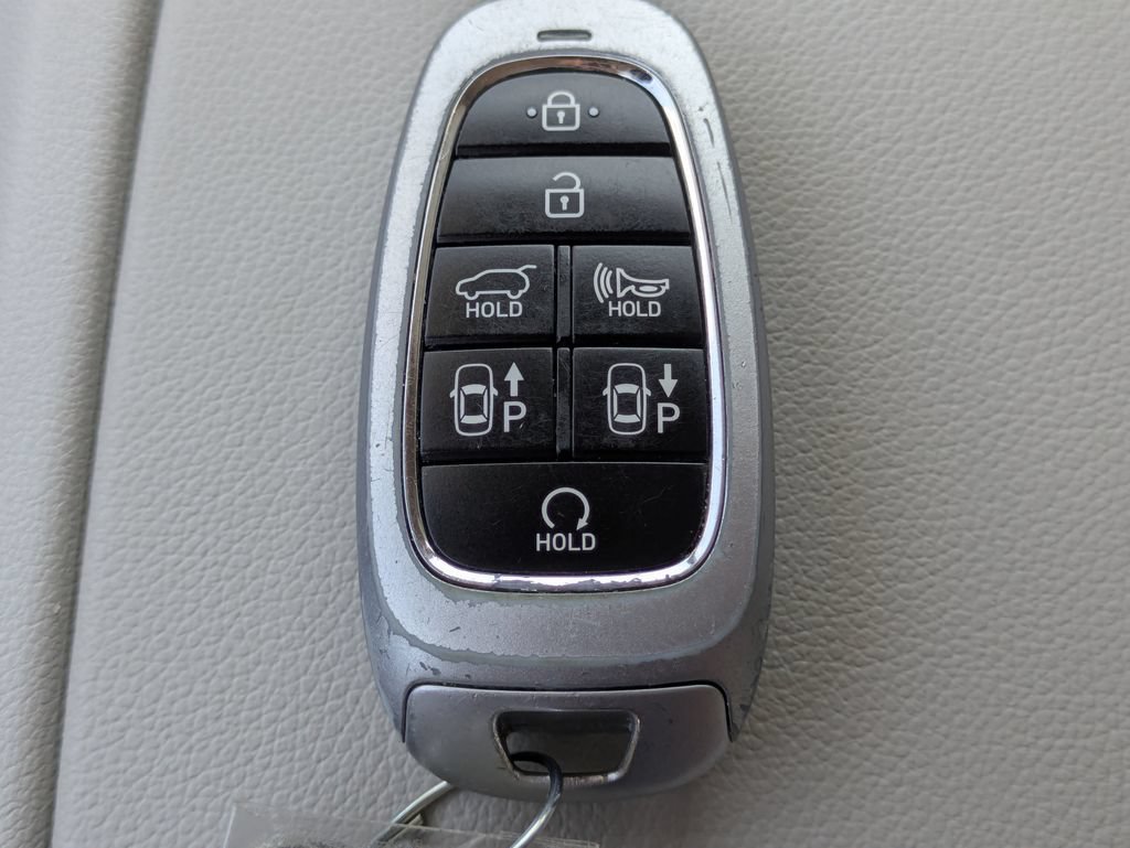 Used 2024 Hyundai Tucson Limited FWD image 28
