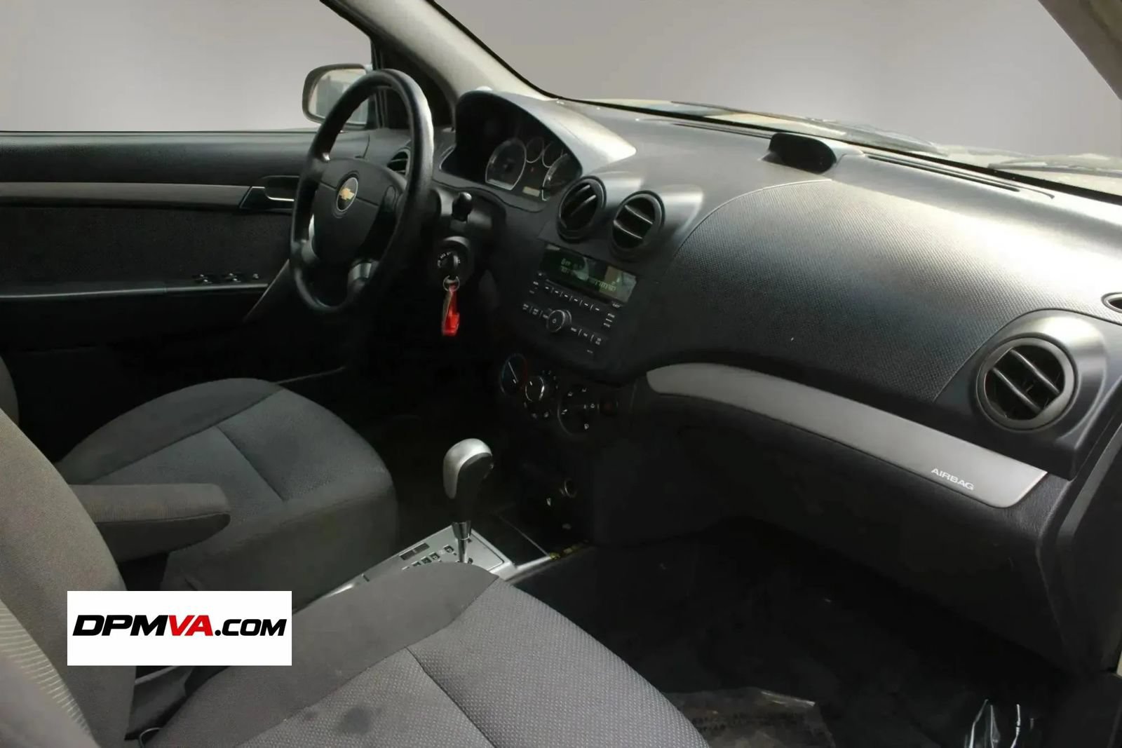 Used 2009 Chevrolet Aveo LT w/ Power and Convenience Package FWD image 13