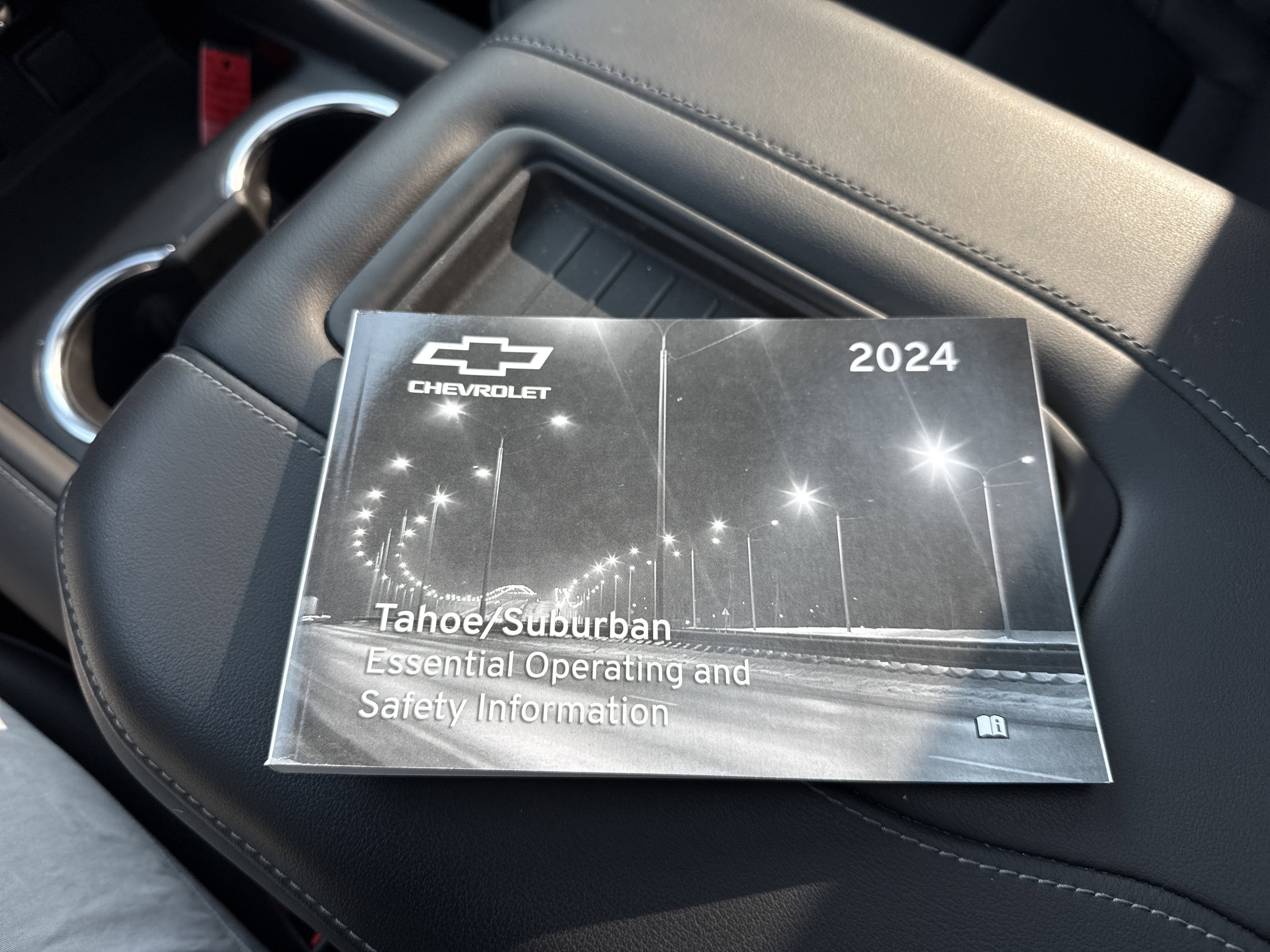 Used 2024 Chevrolet Tahoe Z71 w/ Z71 Off-Road Package image 33