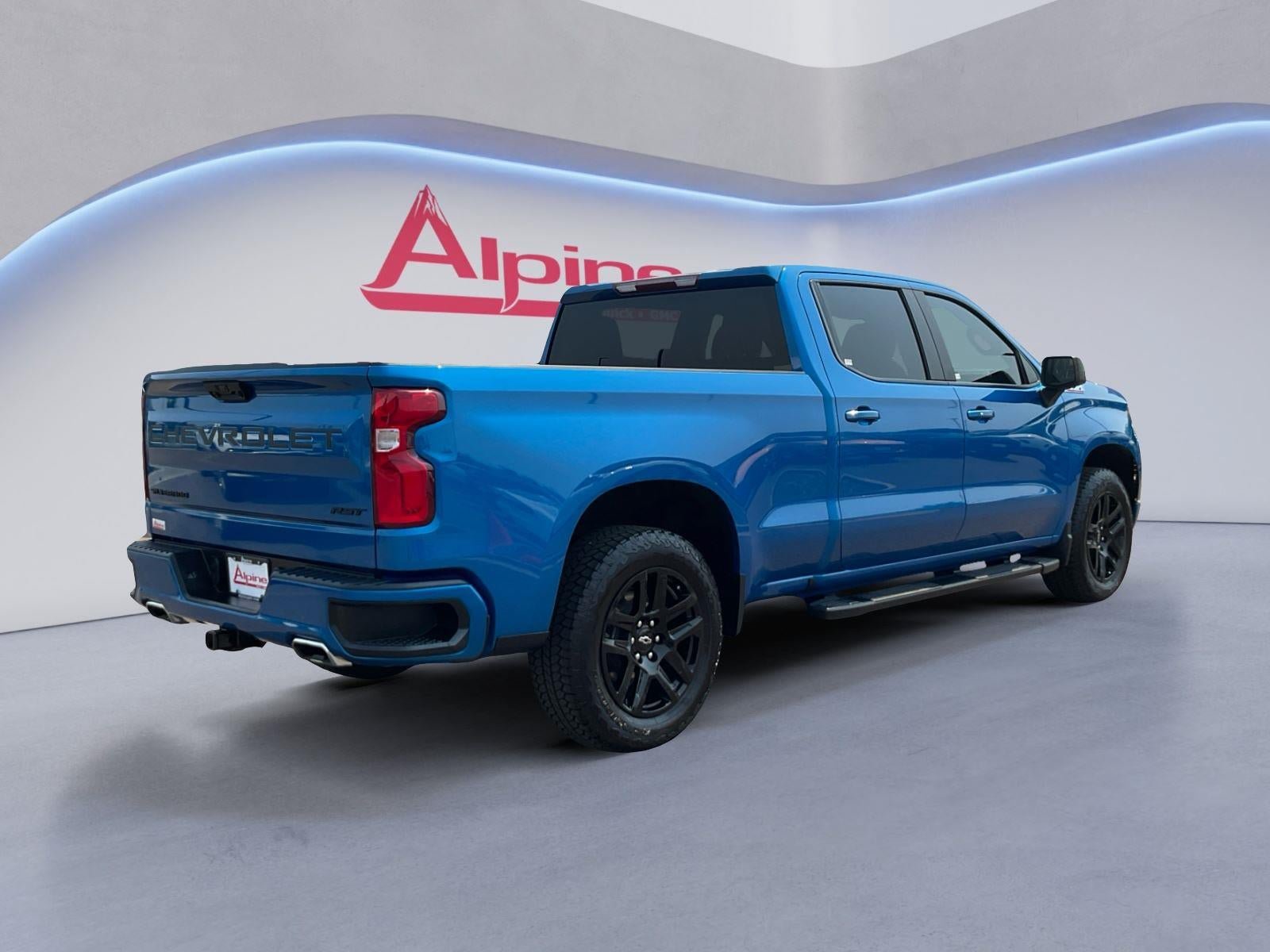 Used 2024 Chevrolet Silverado 1500 RST AWD/4WD image 5
