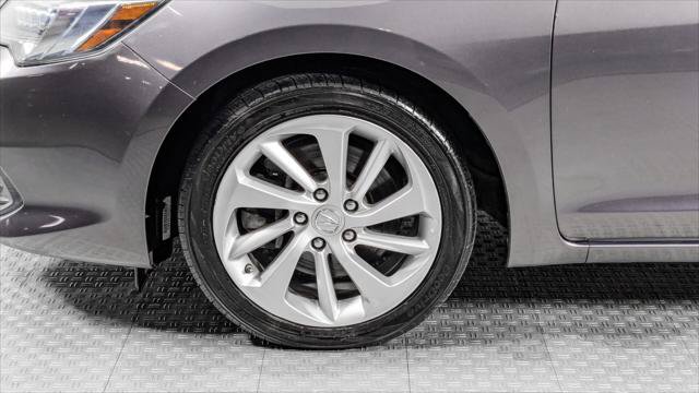 Used 2018 Acura ILX FWD image 34
