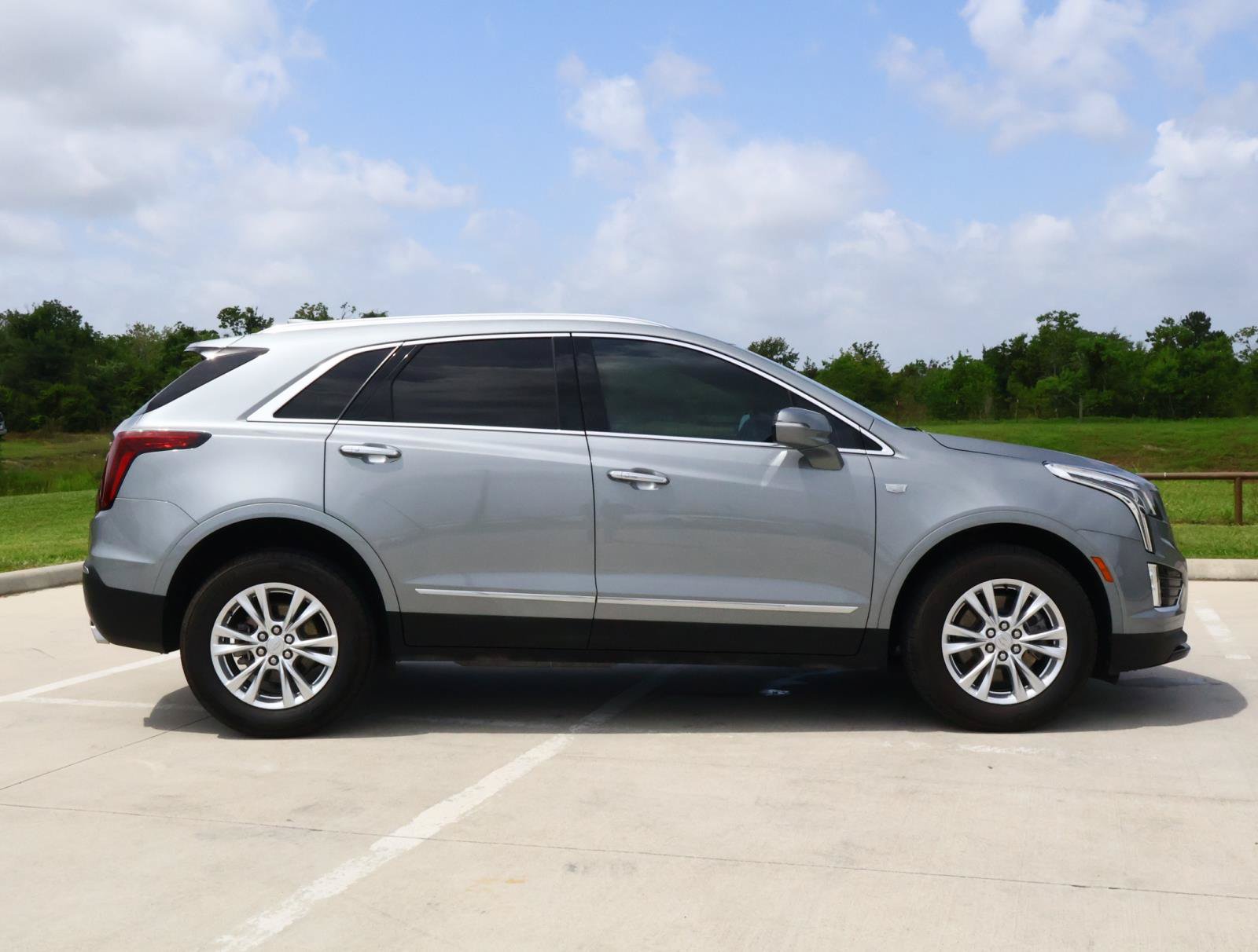 Used 2024 Cadillac XT5 Luxury FWD image 6