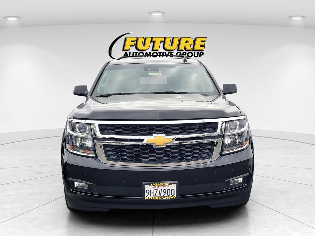 Used 2015 Chevrolet Suburban LT RWD image 2