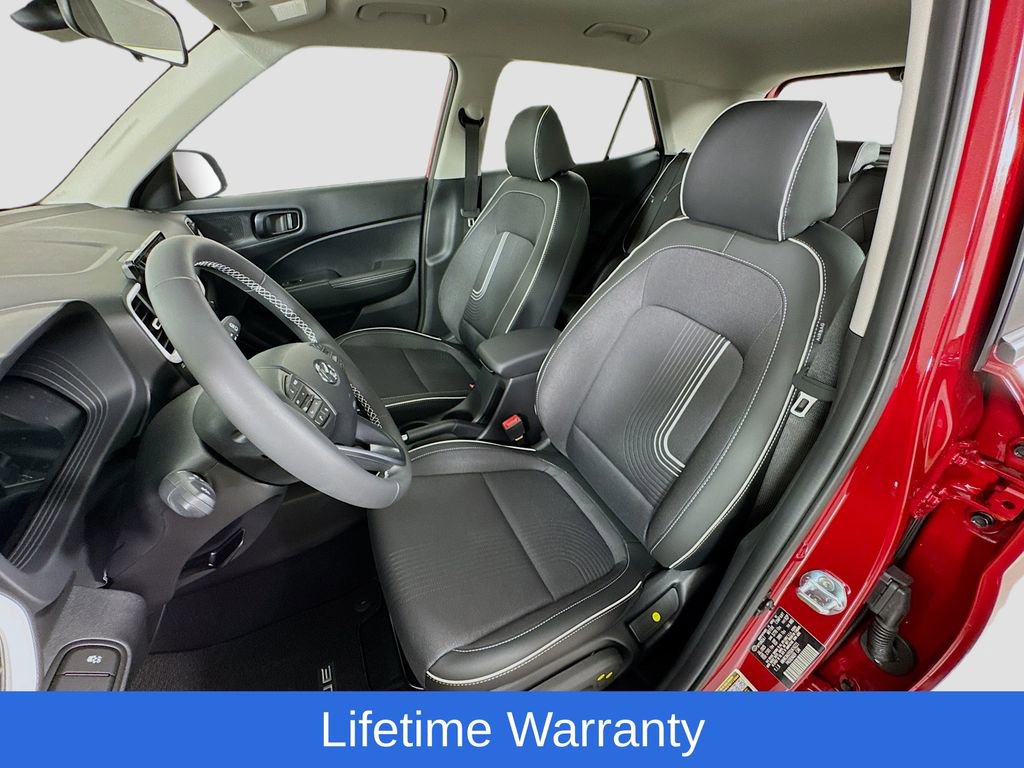 New 2025 Hyundai Venue Limited image 22