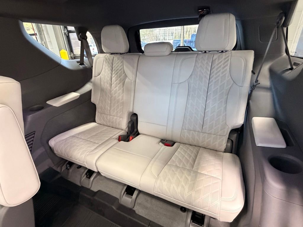 Used 2026 Cadillac Escalade IQL Sport 1 AWD/4WD image 19