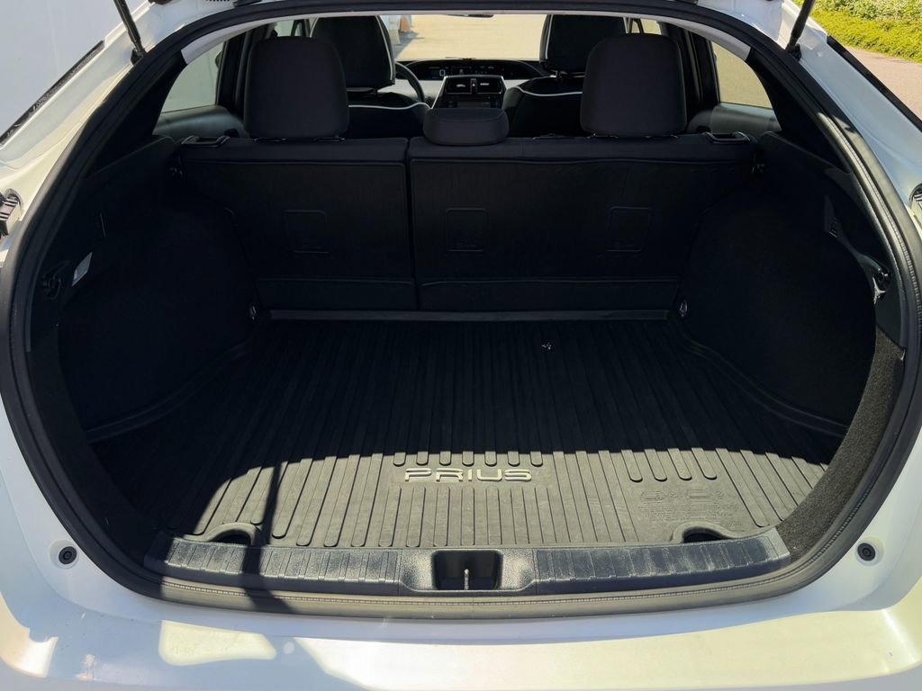 Certified 2016 Toyota Prius Two FWD image 20