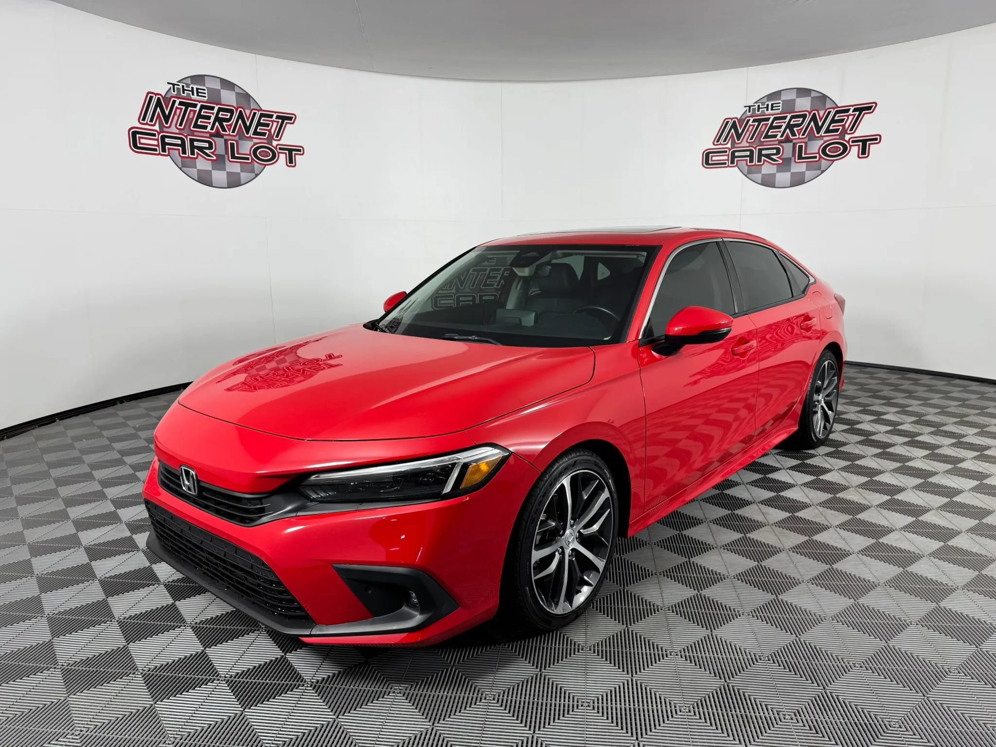 Used 2022 Honda Civic Touring image 3