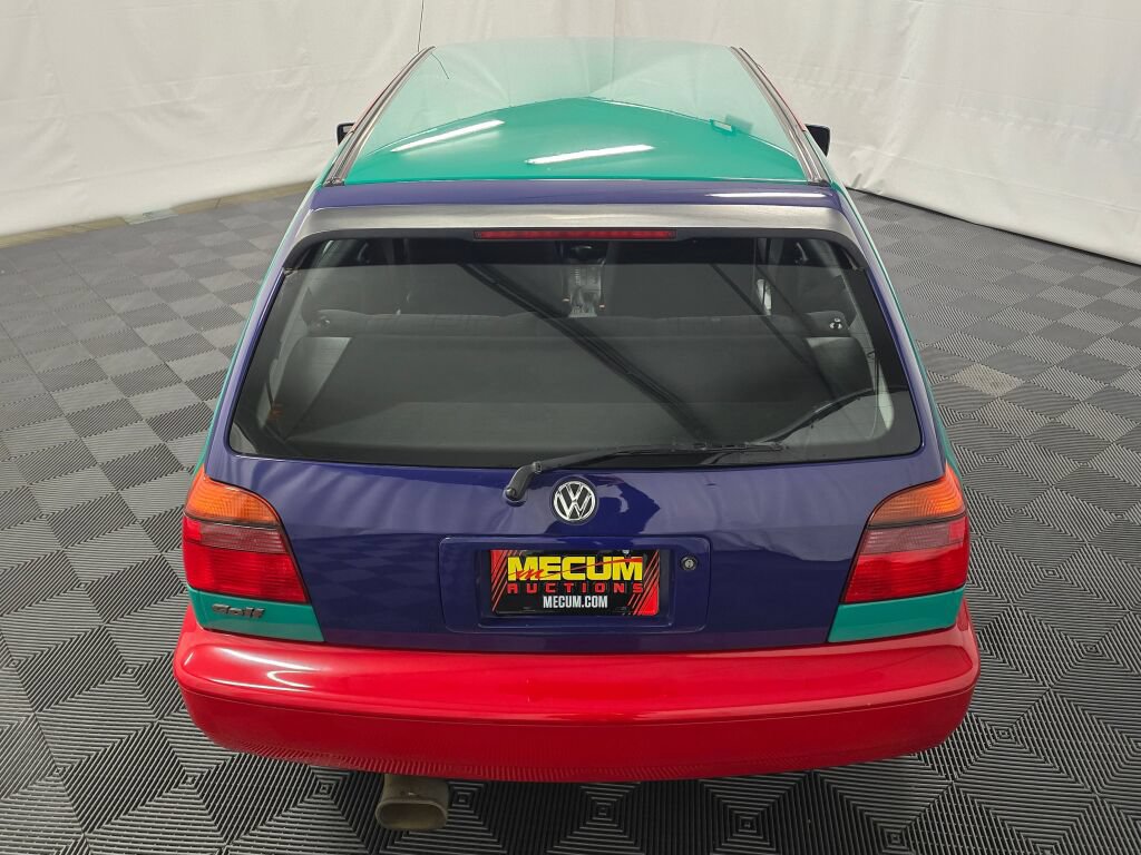 Used 1996 Volkswagen Golf GL FWD image 9