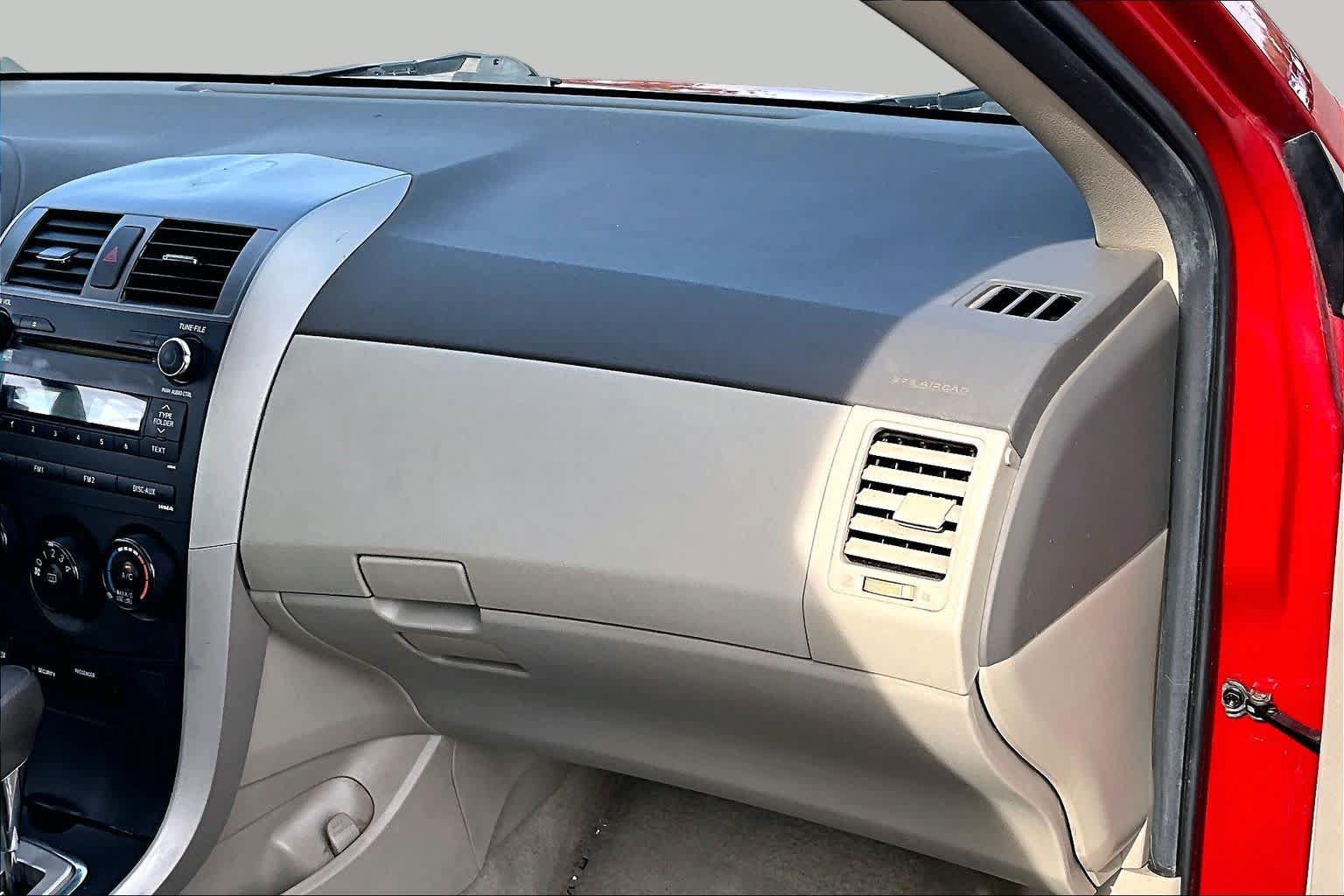 Used 2010 Toyota Corolla LE w/ All Weather Guard Pkg FWD image 18