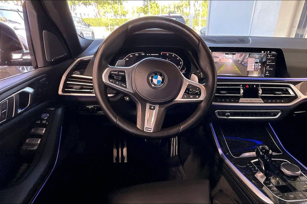 Used 2021 BMW X7 M50i w/ Cold Weather Package AWD/4WD image 5