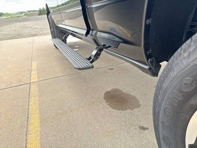 Used 2025 RAM 3500 Laramie image 19