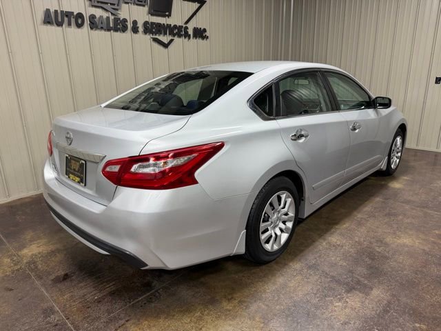 Used 2016 Nissan Altima 2.5 S w/ Power Driver Seat Package image 8