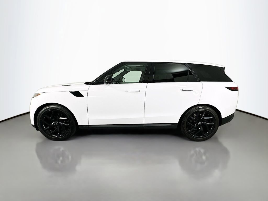Used 2023 Land Rover Range Rover Sport SE image 2