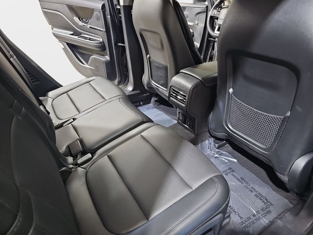 Used 2024 Lincoln Corsair AWD w/ Equipment Group 101A image 13