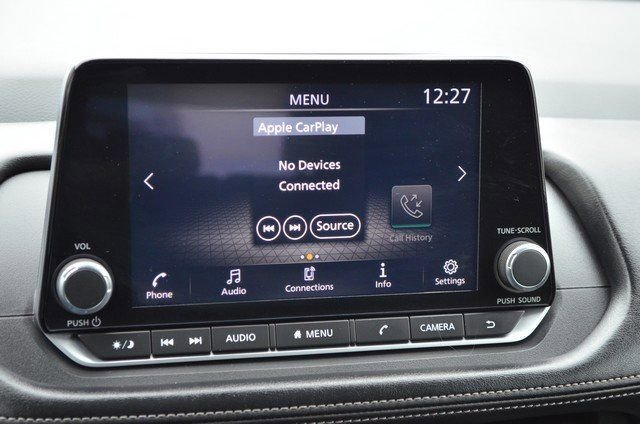 Used 2024 Nissan Rogue S image 32