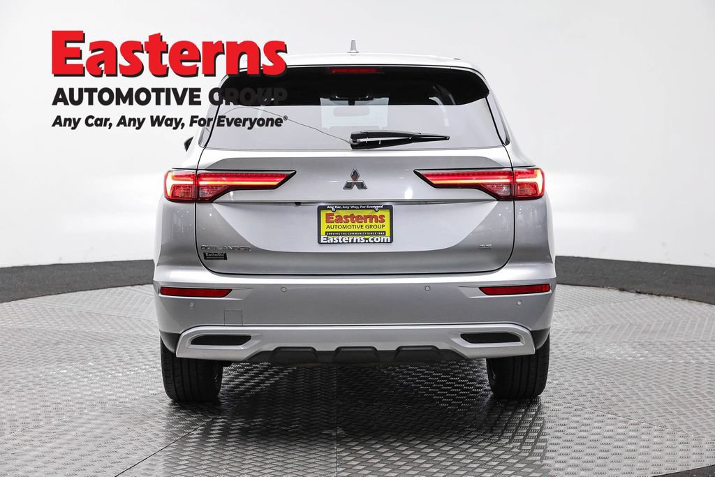 Used 2024 Mitsubishi Outlander SE AWD/4WD image 6