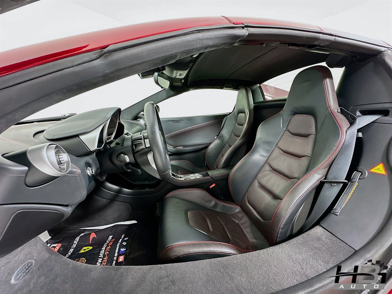 Used 2014 McLaren MP4-12C Spider RWD image 14