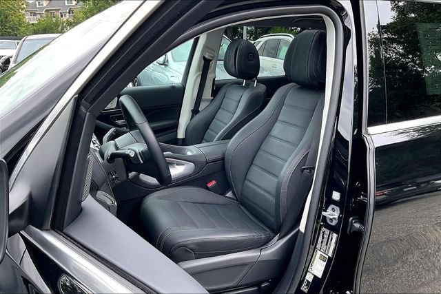 Used 2026 Mercedes-Benz GLS 450 4MATIC image 6