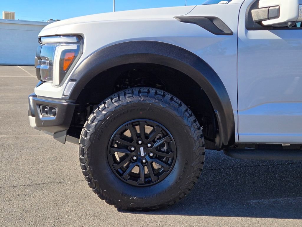 Used 2025 Ford F150 Raptor image 9