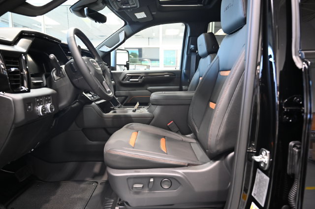 New 2026 GMC Sierra 3500 AT4 w/ AT4 Premium Plus Package AWD/4WD image 14