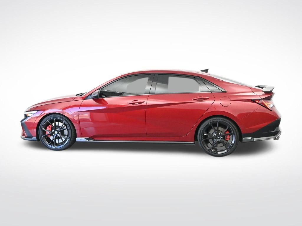 Used 2025 Hyundai Elantra N FWD image 9