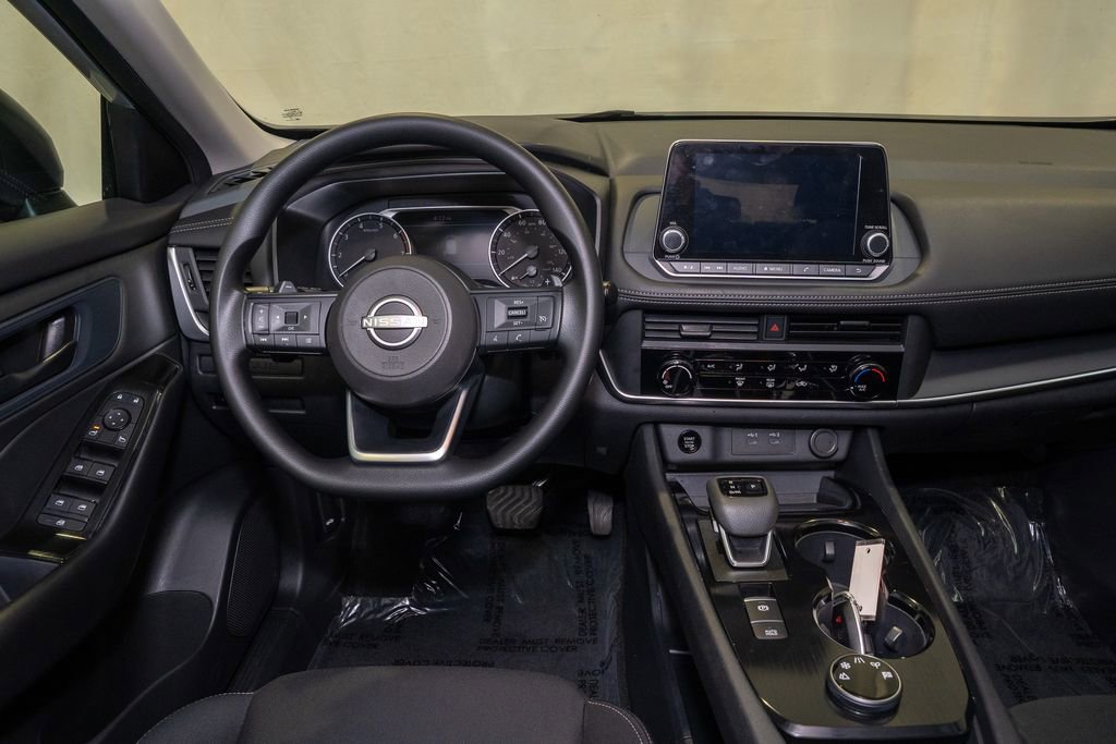 Certified 2024 Nissan Rogue S image 6