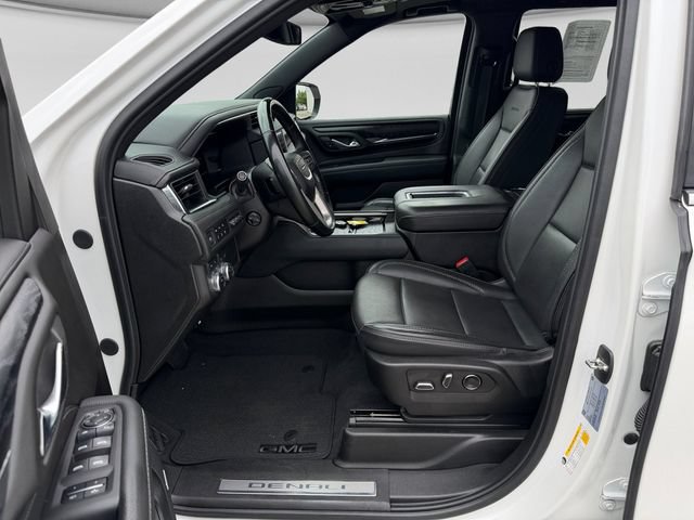 Used 2024 GMC Yukon Denali AWD/4WD image 12