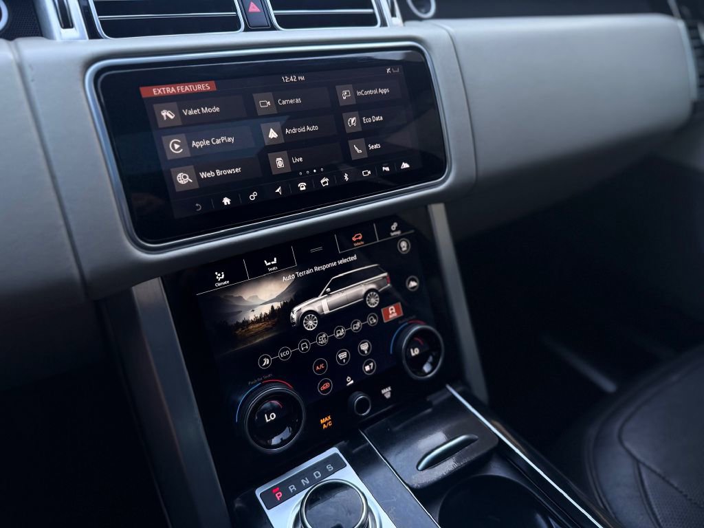 Used 2019 Land Rover Range Rover Supercharged image 24