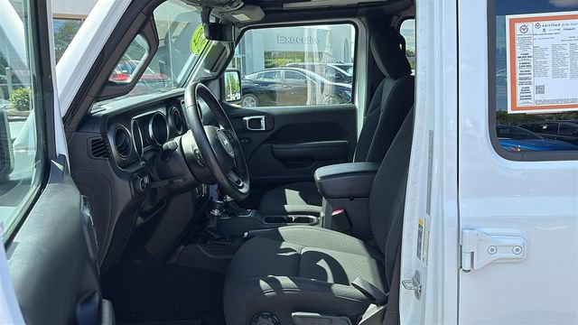 Used 2022 Jeep Wrangler Unlimited Sport w/ Sun And Sound Package AWD/4WD image 9