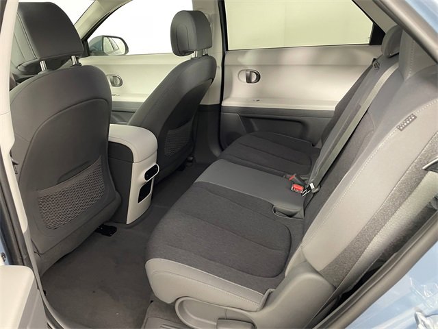 New 2025 Hyundai Ioniq 5 SE image 16