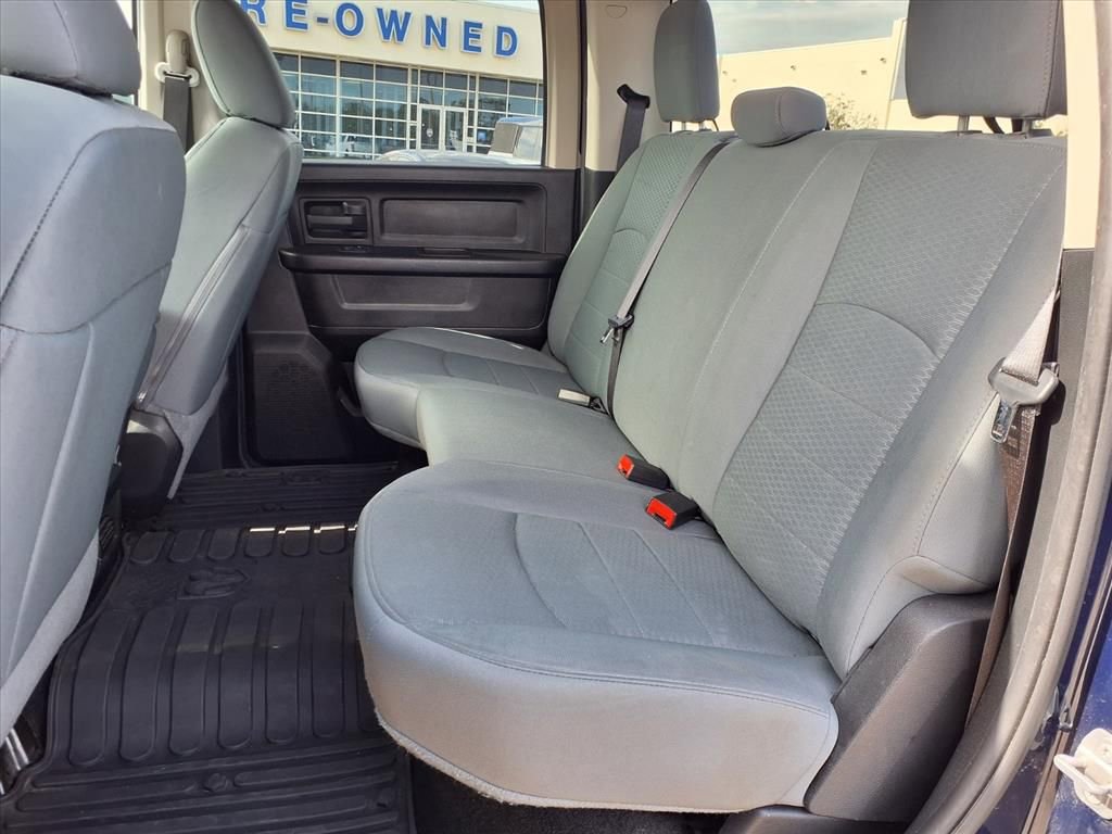 Used 2017 RAM 2500 Tradesman w/ Chrome Appearance Group image 25