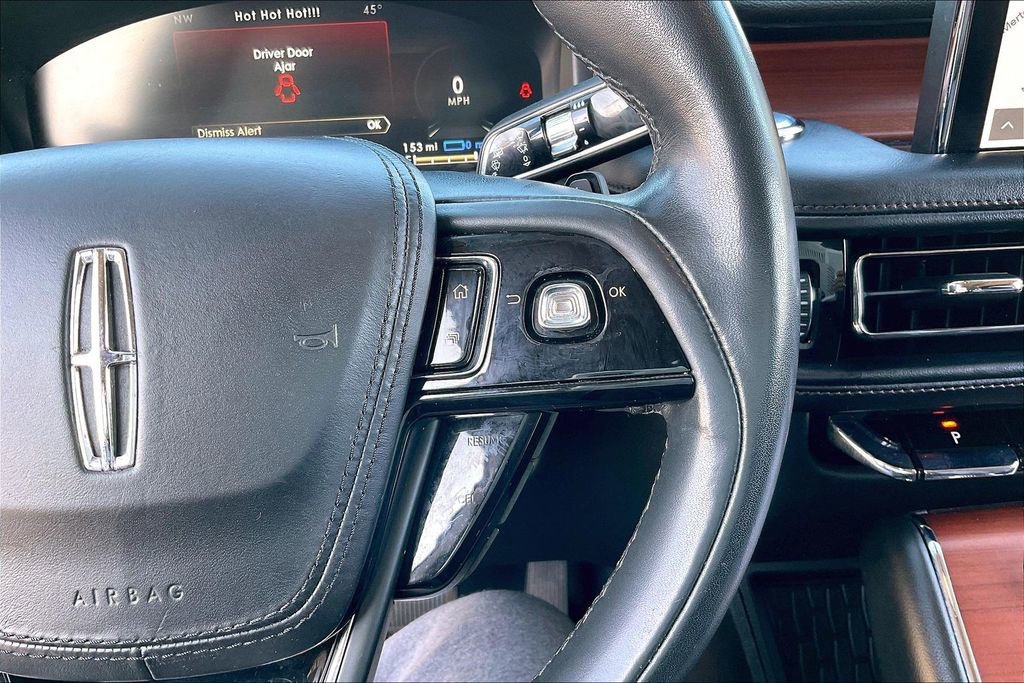 Used 2021 Lincoln Aviator Grand Touring AWD/4WD image 17