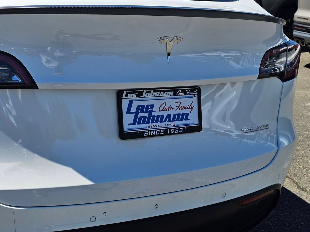 Used 2022 Tesla Model Y Performance AWD/4WD image 24
