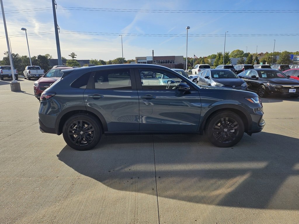 Certified 2026 Honda HR-V Sport image 4