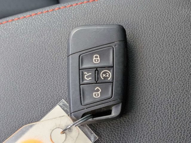 Certified 2024 Volkswagen Tiguan Wolfsburg Edition FWD image 32