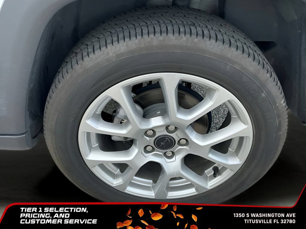 Used 2025 Jeep Compass Limited AWD/4WD image 31